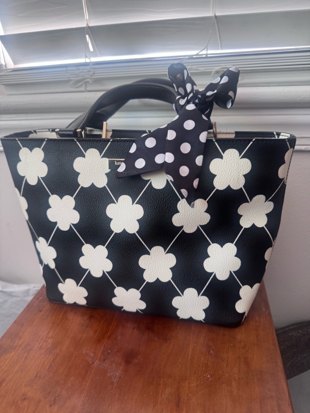 Kate Spade Juno Grant Street Grainy Vinyl Tote – Black/Beige Floral - Picture 2 of 5
